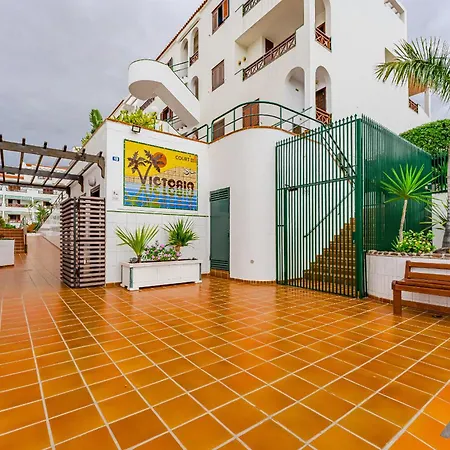 Ocean Walk Victoria Court 2 Modern With Terrace, Heated Pool, Netflix Arona (Tenerife)